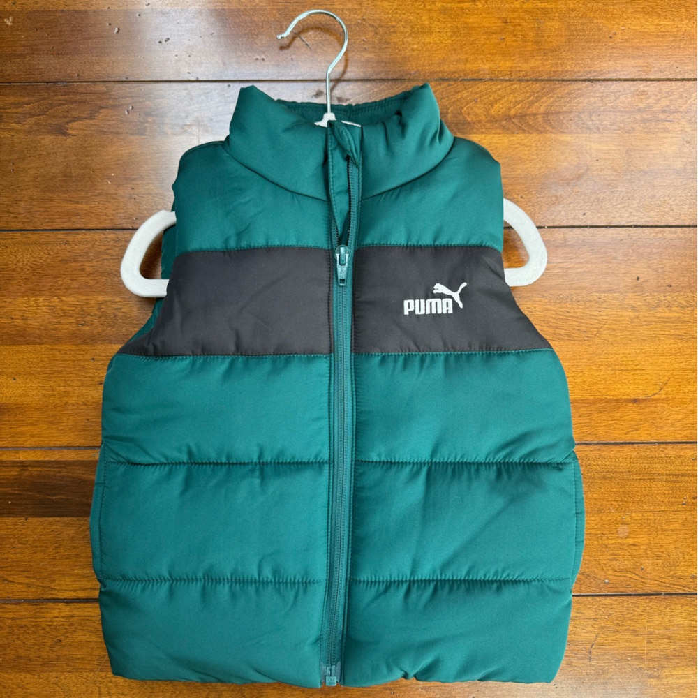 Puma 2T Eagles 🦅 colored puff vest